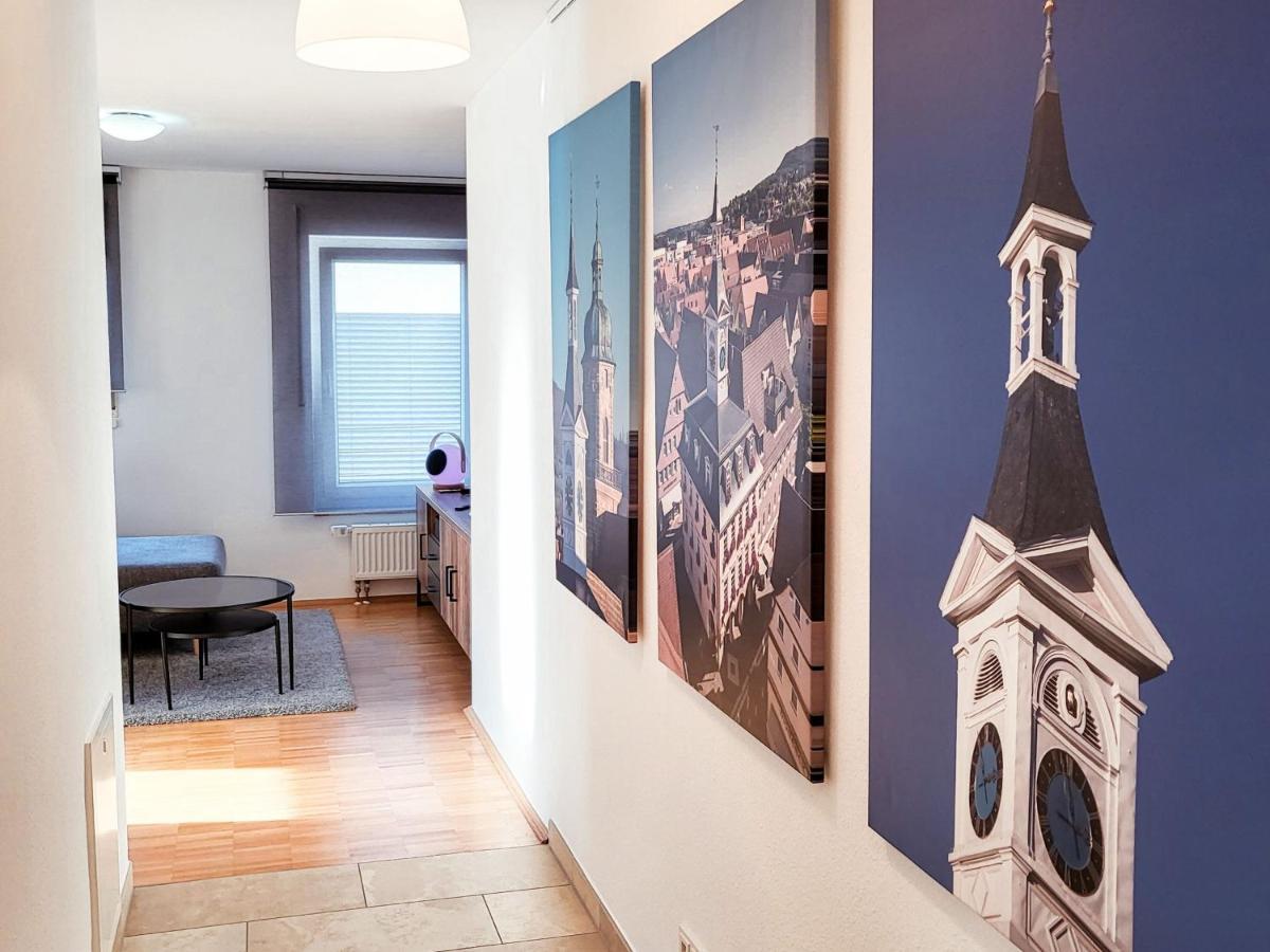 Zentrale Ferienwohnung In Aalen City Mit 4-Sternen Екстериор снимка
