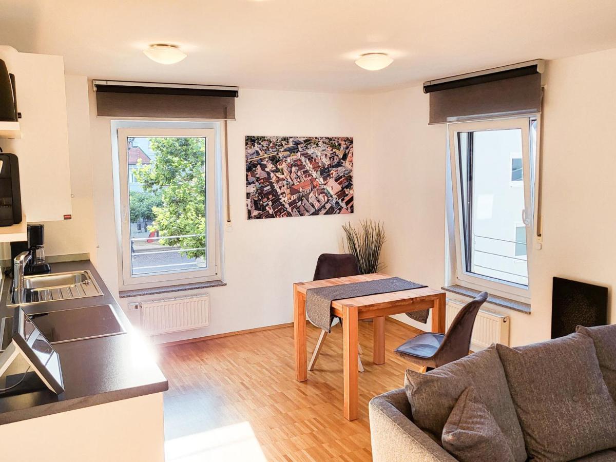 Zentrale Ferienwohnung In Aalen City Mit 4-Sternen Екстериор снимка
